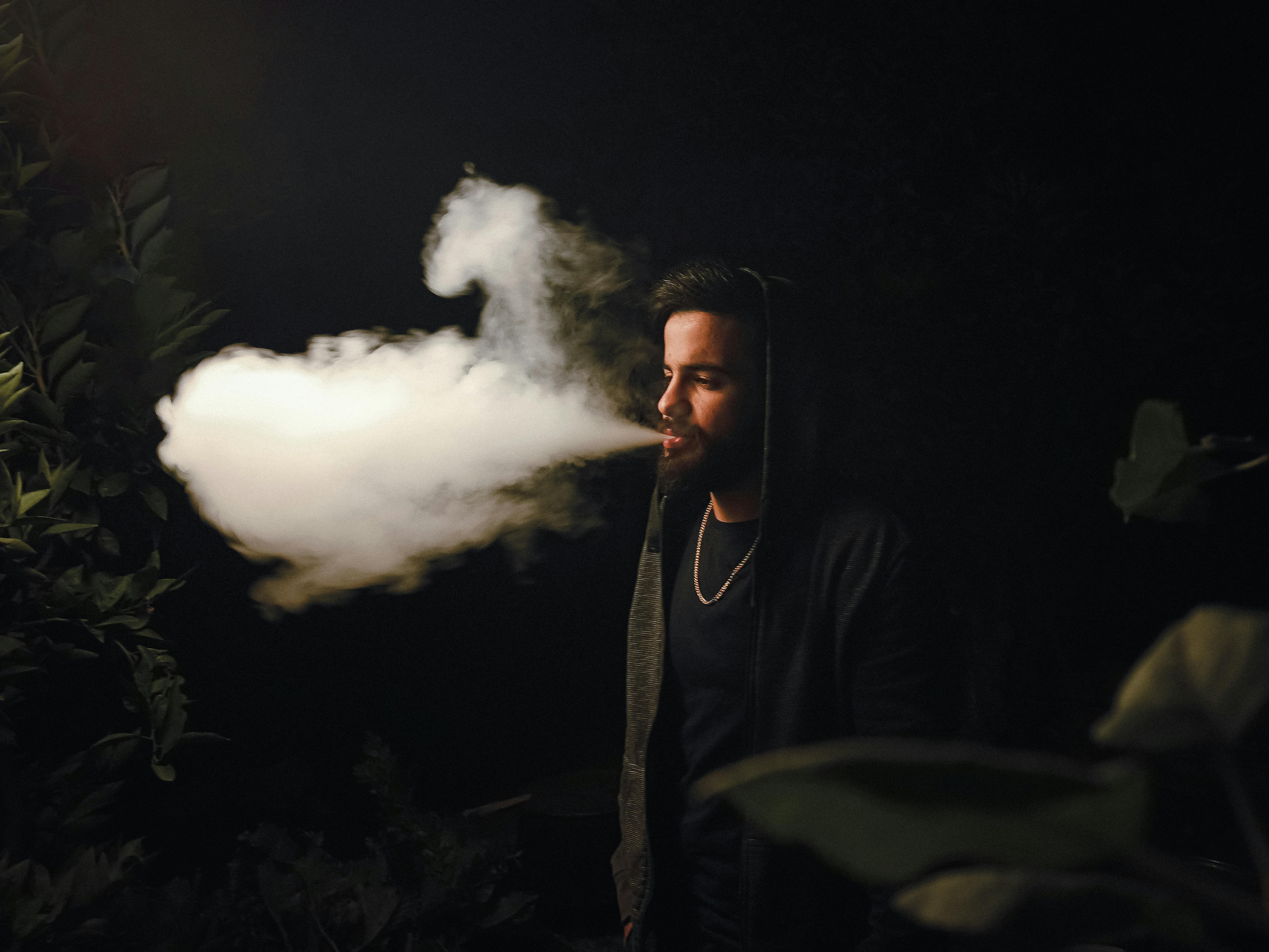 Study Compared the Risks of Vaporizing and Smoking Cannabis