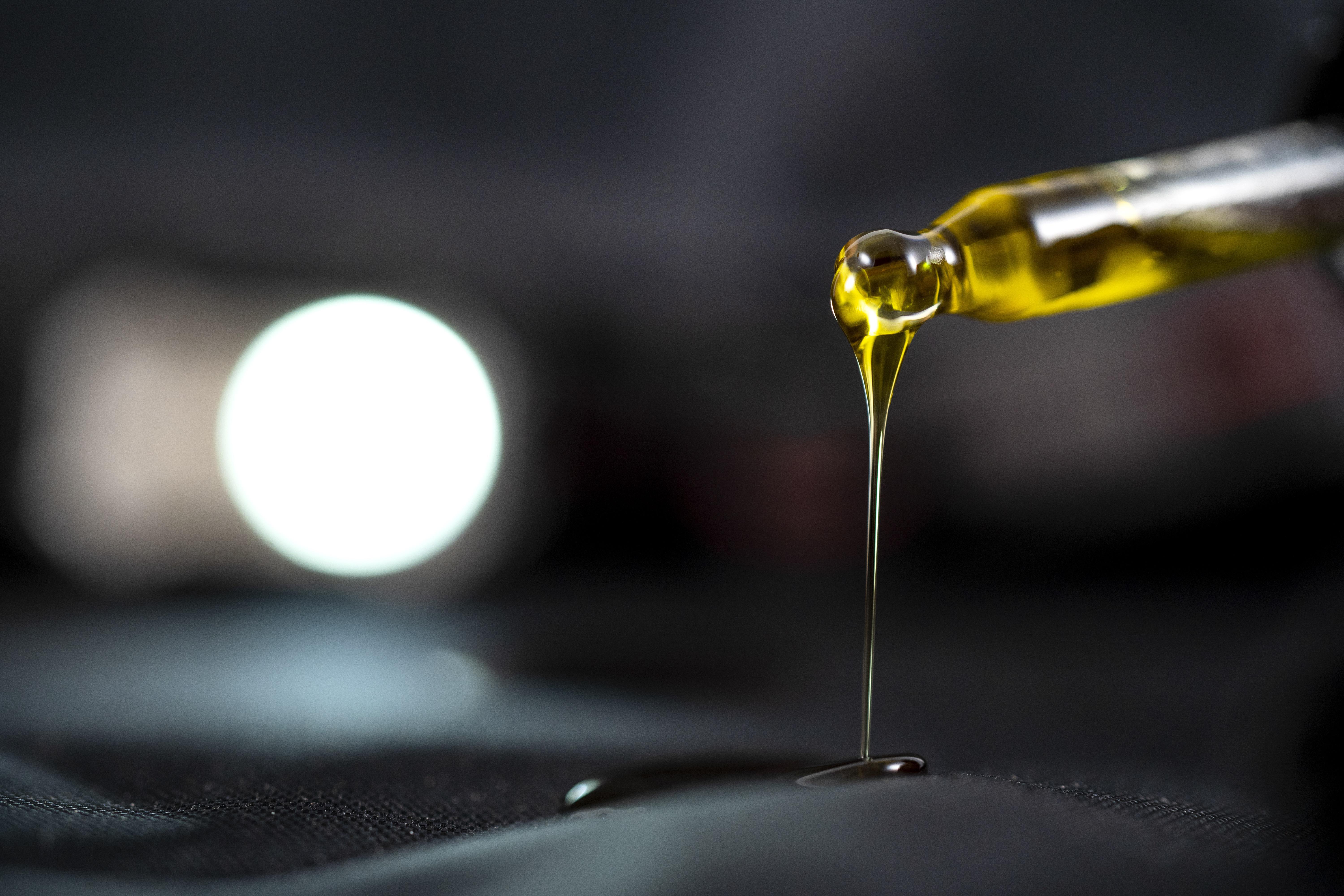Cannabis capsules ease severe chronic arthritis pain