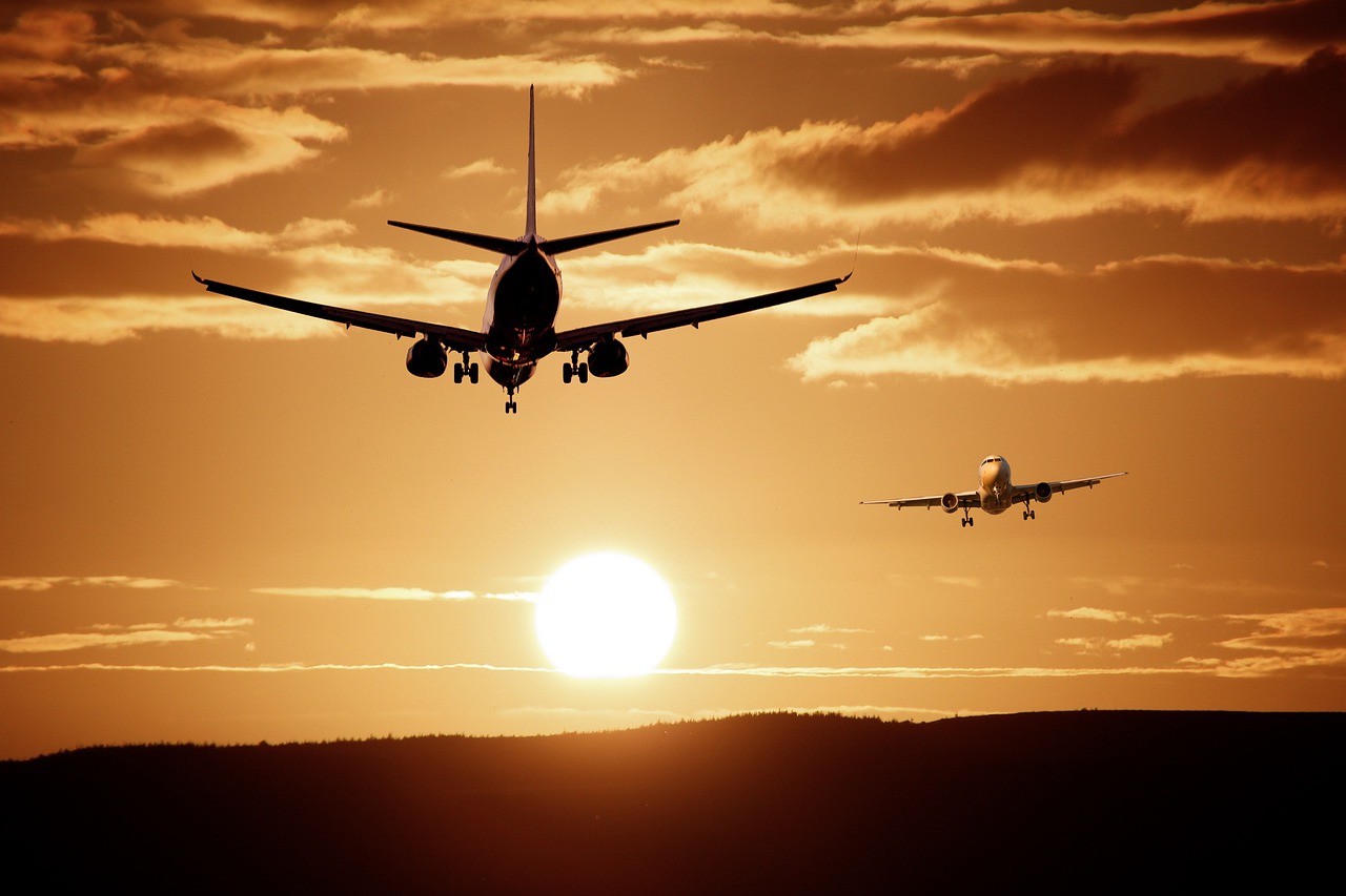 Researchers Use Novel Near-Infrared Light to Track CO2 Emissions from An Airplane - Vimarsana News